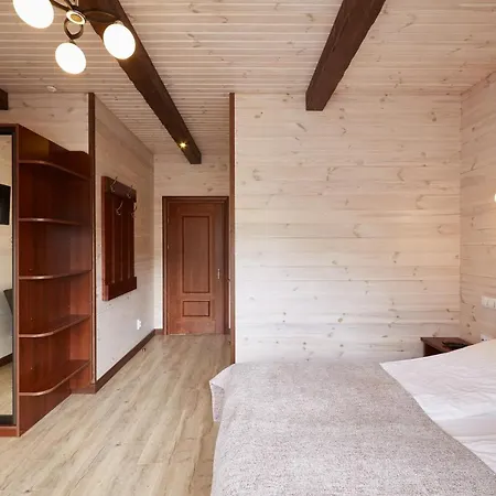 Zlata Μπούκοβελ